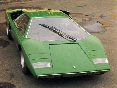 Lamborghini_Countach_LP400_02