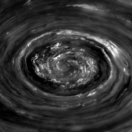 Saturn_north_polar_vortex_2012-11-27